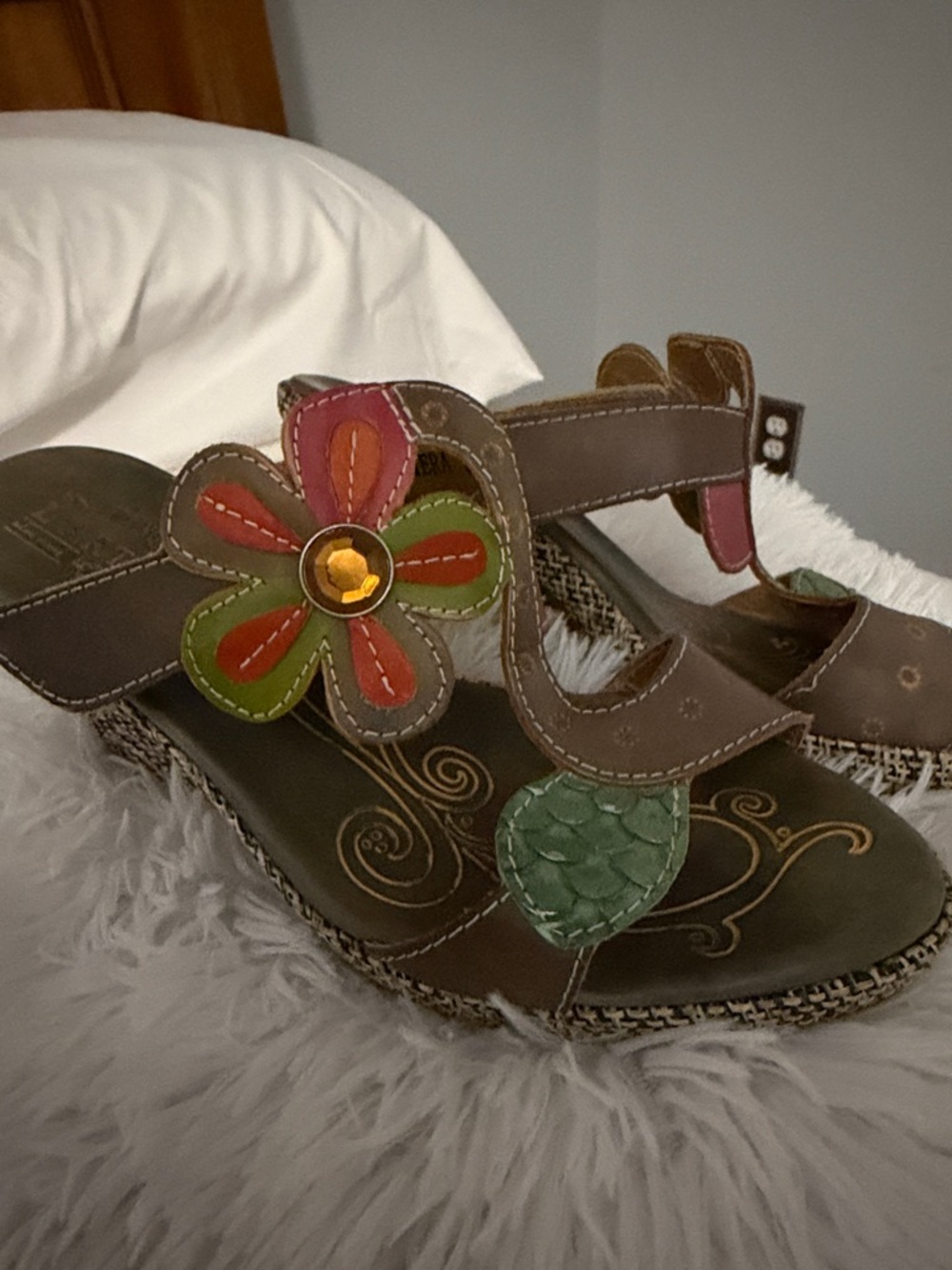 L'ATISTE Brown Wedge Sandals with Multicolor Flower Accent